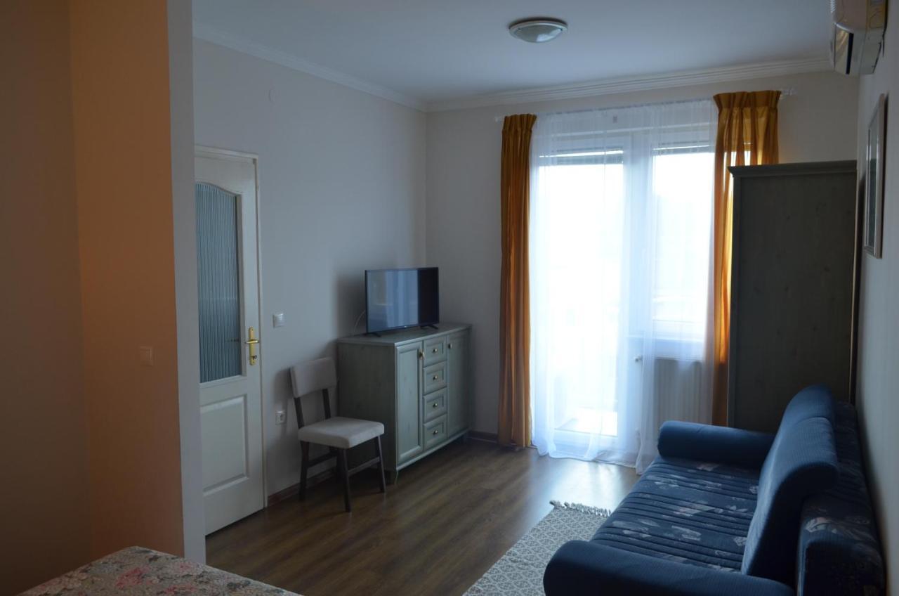 Gabi Apartman Hajdúszoboszló Εξωτερικό φωτογραφία